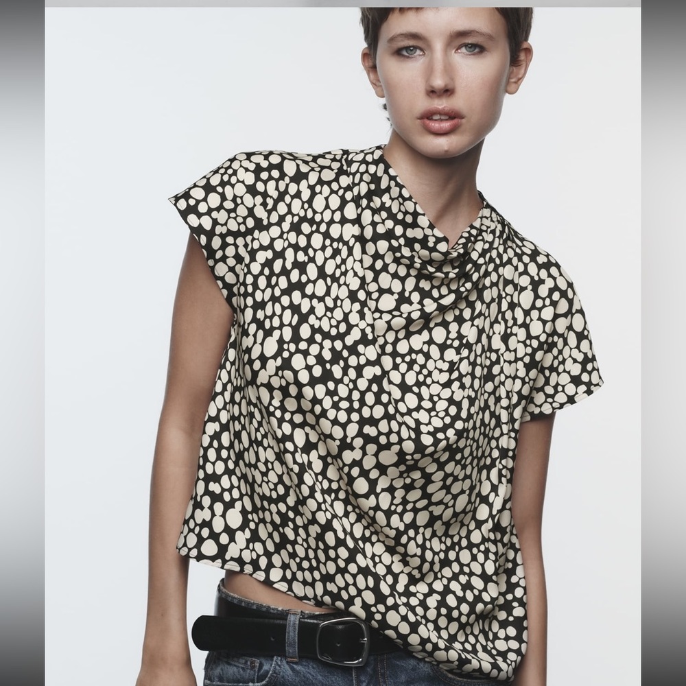 ZARA POLKA DOT PRINT TOP  bloggers favorite